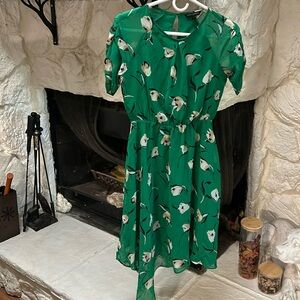 Banana Republic green dress with beige and black floral design, A line, size 2P